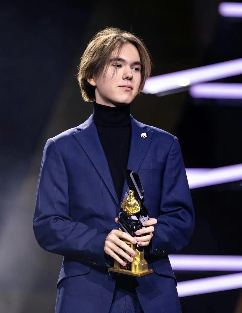 KT Rolster 击败 Generation Gaming Esports 进入 2025 年全球总决赛决赛