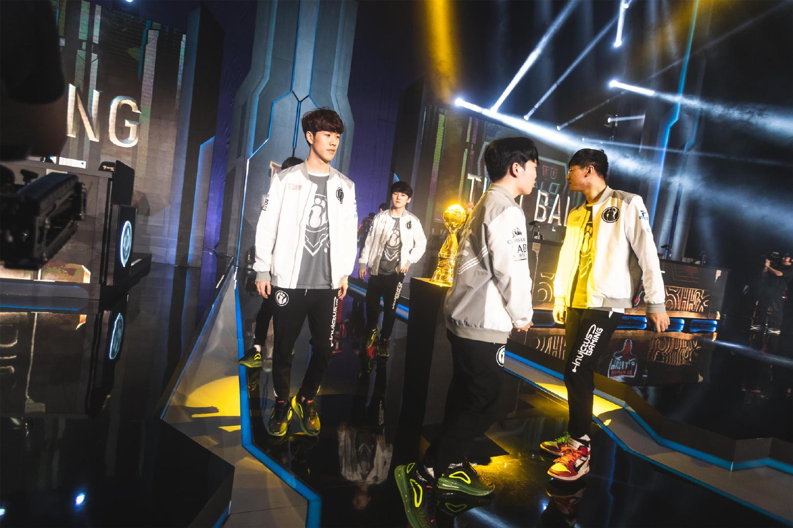 Puff ：爆灯选的中单不后悔，别我给我们中单上压力了